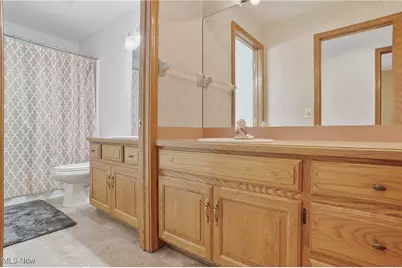 2885 Valley Road, Cuyahoga Falls, OH 44223 - Photo 33