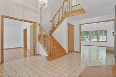 2885 Valley Road, Cuyahoga Falls, OH 44223 - Photo 5