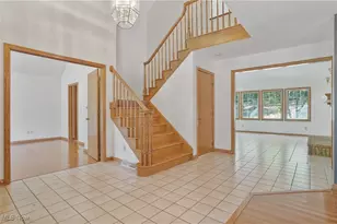 2885 Valley Rd, Cuyahoga Falls, OH 44223 - Photo 5