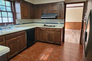 2079 Buena Vista Dr, Coshocton, OH 43812 - Photo 5