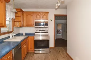 38132 Eric Dr, Lisbon, OH 44432 - Photo 7