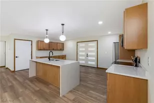 3790 Greenbriar Dr, Zanesville, OH 43701 - Photo 15