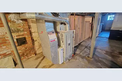 559 Patterson Avenue, Akron, OH 44310 - Photo 17