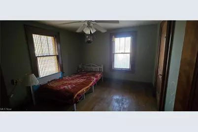 559 Patterson Avenue, Akron, OH 44310 - Photo 13