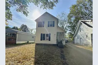 636 Noble Avenue, Akron, OH 44320 - Photo 1