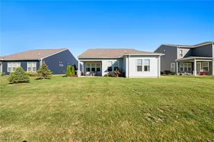 23863 Heatherstone Trl, Columbia Station, OH 44028 - Photo 29