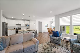 23863 Heatherstone Trl, Columbia Station, OH 44028 - Photo 5