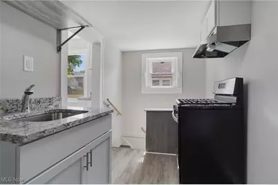 1043 Coventry Street, Akron, OH 44306 - Photo 11