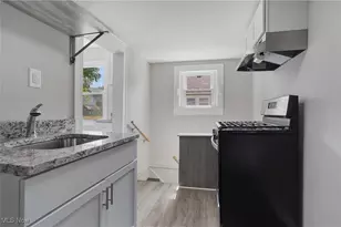 1043 Coventry St, Akron, OH 44306 - Photo 11