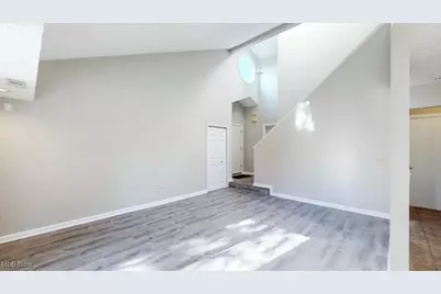 1426 Loop Road #1426, Kent, OH 44240 - Photo 9