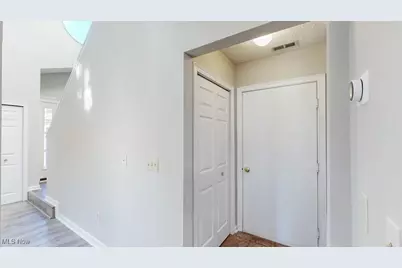 1426 Loop Road #1426, Kent, OH 44240 - Photo 15