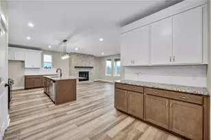 3630 Great Windsor Ln, Green, OH 44685 - Photo 15