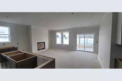 3630 Great Windsor Lane, Green, OH 44685 - Photo 5