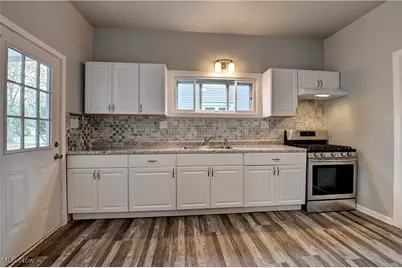 325 W Maryland Avenue, Sebring, OH 44672 - Photo 11