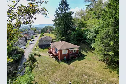 3927 Daisyview Street, Shadyside, OH 43947 - Photo 15