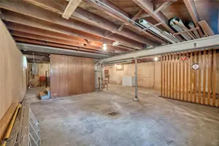 3927 Daisyview St, Shadyside, OH 43947 - Photo 11