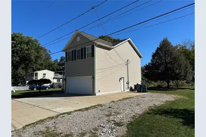 1123 Adams Street, Vermilion, OH 44089 - Photo 3