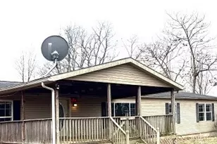 350 Urban Hill Rd, Zanesville, OH 43701 - Photo 3