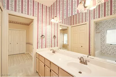 234 Lake Pointe Drive, Bath, OH 44333 - Photo 23