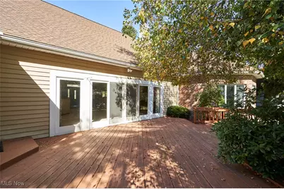 234 Lake Pointe Drive, Bath, OH 44333 - Photo 29