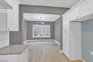 1366 E 111th St, Loveland, OH 44106 - Photo 9