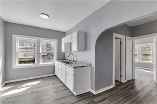 1762 Alcoy Rd, Loveland, OH 44112 - Photo 9