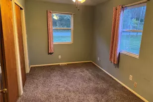 6305 State Route 170, East Palestine, OH 44413 - Photo 17