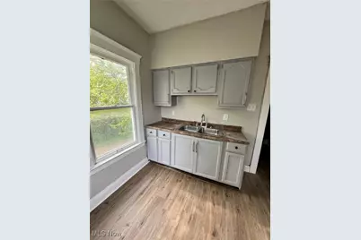 483 E 128th Street, Loveland, OH 44108 - Photo 11