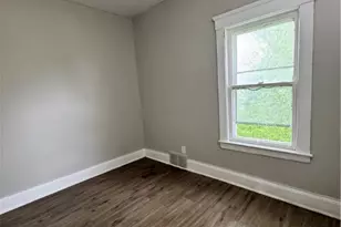 483 E 128th St, Loveland, OH 44108 - Photo 5