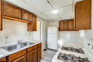 485 Allyn St, Akron, OH 44304 - Photo 11