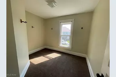 338 Locust Street, Coshocton, OH 43812 - Photo 13