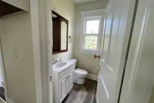 338 Locust St, Coshocton, OH 43812 - Photo 11