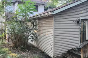 308 N 6th St, Cambridge, OH 43725 - Photo 3