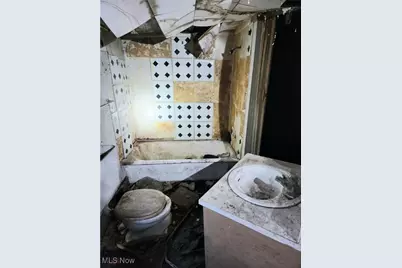 308 N 6th Street, Cambridge, OH 43725 - Photo 33