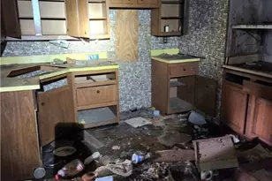 308 N 6th St, Cambridge, OH 43725 - Photo 13