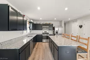 3738 Kirkham Dr, Norton, OH 44203 - Photo 9