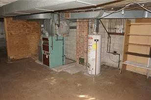 24255 S Woodland Rd, Huber Heights, OH 44122 - Photo 15