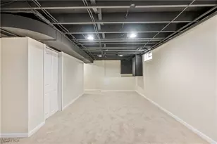 586 Hillman Rd, Akron, OH 44312 - Photo 19