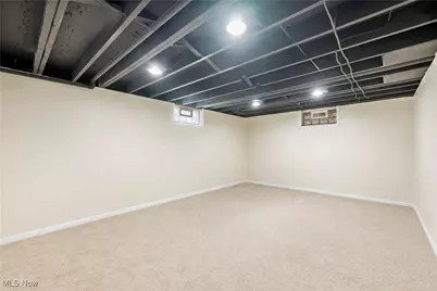 586 Hillman Road, Akron, OH 44312 - Photo 21