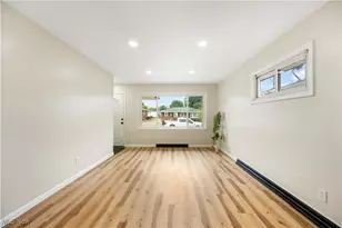 586 Hillman Rd, Akron, OH 44312 - Photo 5