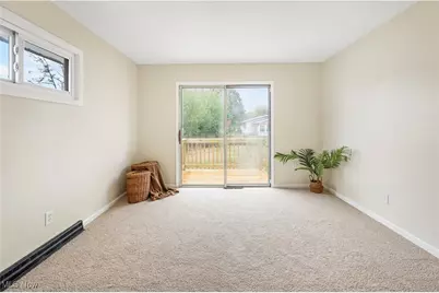 586 Hillman Road, Akron, OH 44312 - Photo 9