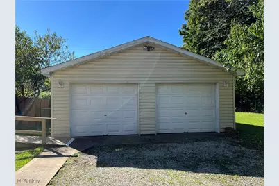 179 Marshall Street, Conneaut, OH 44030 - Photo 9