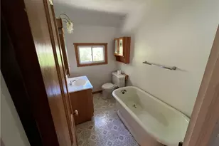 179 Marshall St, Conneaut, OH 44030 - Photo 7