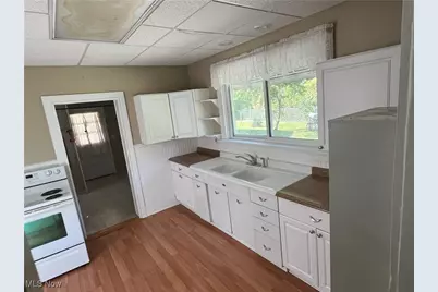 179 Marshall Street, Conneaut, OH 44030 - Photo 3