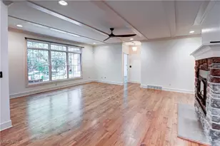 10770 Locust Grove Dr, Chardon, OH 44024 - Photo 9