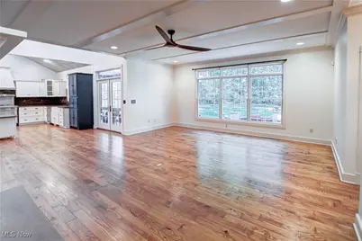 10770 Locust Grove Drive, Chardon, OH 44024 - Photo 7