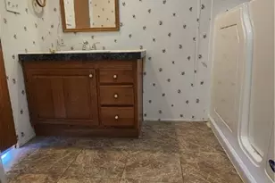 67 E King St, Zanesville, OH 43701 - Photo 15