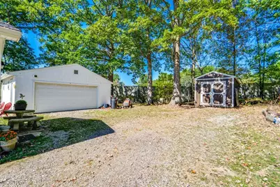 16726 Oakwood Drive, Lake Milton, OH 44429 - Photo 21