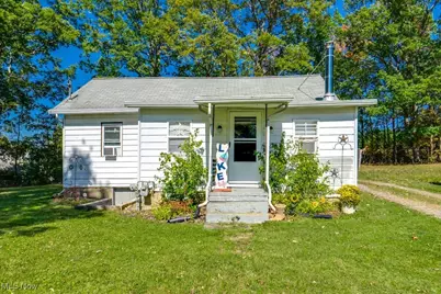 16726 Oakwood Drive, Lake Milton, OH 44429 - Photo 1