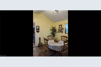 16726 Oakwood Drive, Lake Milton, OH 44429 - Photo 13